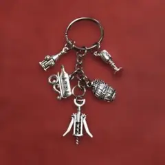 【新品】シルバー チャーム キーホルダー ワイン　きーリング