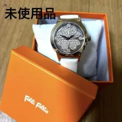 Folli Follie 花モチーフ時計 ホワイト 未使用品。