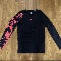Under Armour 長袖トレーニングインナー メンズ　 XL