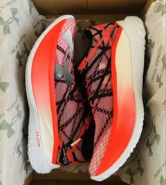 Under Armour ベロシティエリート2 25.5 美品