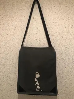 最終値下げBLACK COMME des GARÇONS19ssショルダーバッグ 最終値下げBLACK COMME des GARÇONS19ssショルダーバッグ