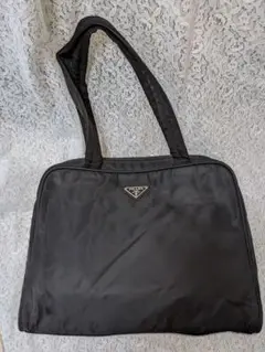 大幅値下げ!PRADAプラダハンドバッグトートバッグ三角ロゴプレートカデナ付
