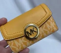 MKイエロー 三つ折り財布