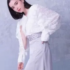 riu Cut jacquard open arm blouse　rちゃん　白
