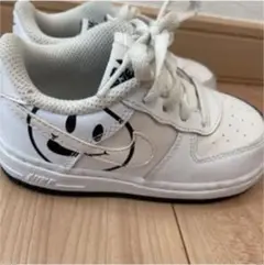 ナイキ エアフォース1 ロー ニコちゃん