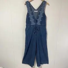 URBAN RESEARCH Sonny LabelVネック 刺繍サロペット