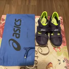 アシックススパイク陸上