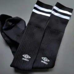 umbro サッカーソックス ブラック ストライプ