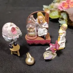 海洋堂　不思議の国のアリス　アリスのティーパーティー　フィギュアセット