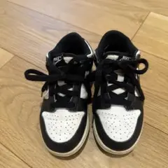 Nike ダンク　ロー　パンダダンク　キッズスニーカー