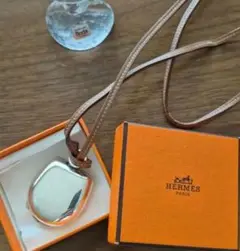 HERMES　ピルケース　ネックレス　ラニエール　箱あり HERMES レア新品仕上げ エルメス ラニエール ピルケース