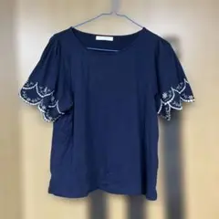 chocol raffine robe 袖刺繍付きカットソーTシャツ ネイビーF