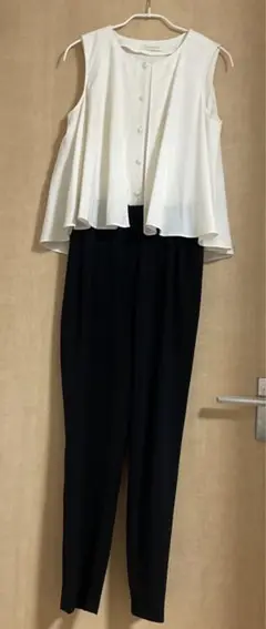 オフホワイト×黒 オールインワン
