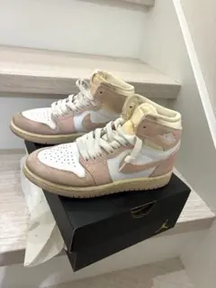 Item thumbnail for item 440a1905-e1d0-4689-a6cb-8d6059f80397