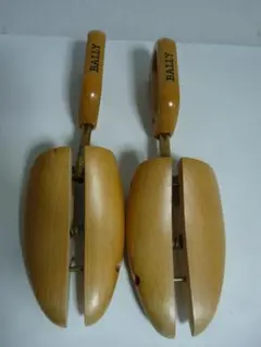 BALLY 木製シューツリー 661 ミディアム　シューキーパー