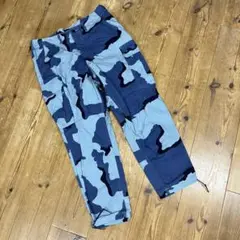 Item thumbnail for item 06424dbd-ce91-4928-91ee-a751fe1a2366