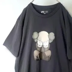 UNIQLO KAWS UT 「KAWS TOKYO FIRST」Tシャツ　XL