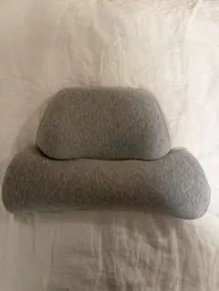 グレー 人間工学デザイン枕