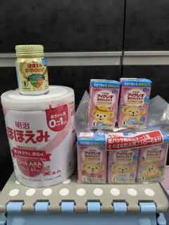 ほほえみ粉ミルク1缶　ほほえみ液体ミルク1缶　アイクレオ液体ミルク8本　セット
