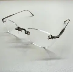 Item thumbnail for item 62e8257f-ec09-4c9d-bcb8-55b0dec7bcab