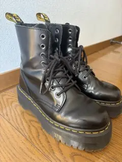 Item thumbnail for item 98b99d26-aa17-4f0f-9d02-cf425bee6ae7