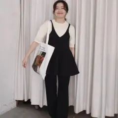 スローブイエナ　ペプラムビスチェ　ブラック　黒　フリー　サイズ　人気　完売