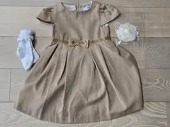 【未使用】キッズ　ワンピース　靴下、コサージュ付き