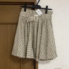 トゥララ♡未使用 ベルト付きスカート