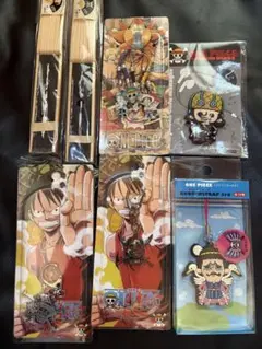 ワンピース　扇子　キーホルダー
