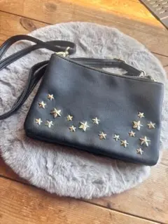 黒の星型スタッズクラッチバッグ