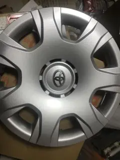 ハイエース200系スーパーGL純正ホイールキャップ