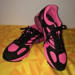 NIKE AIR GHOST RACER エアゴーストレーサー ブラック ピンク