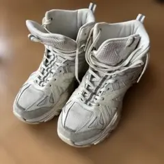 FILA ホワイト ハイカットスニーカー