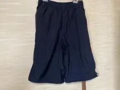 アディダス ハーフパンツ・黒 130cm