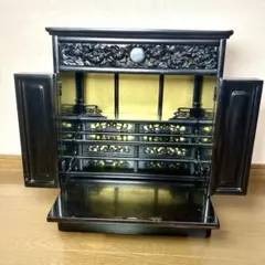 仏壇 上置き型 コンパクト 透かし彫り 折畳み戸