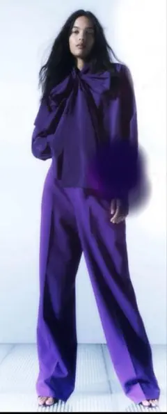 未使用タグ付きZARA 紫 パープル　ハイウエストパンツ Mサイズ