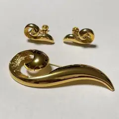 ★ TIFFANY&Co. ティファニー MENARD メナード ブローチ TIFFANY&Co.】ティファニー メナード ハート MENARD シルバー925