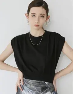 MURUA・タックワイドショルダートップス・ブラック・新品未使用