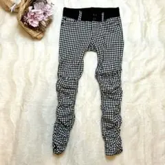 Item thumbnail for item bb75534c-fa21-41de-90ef-d54e78fd6a7a