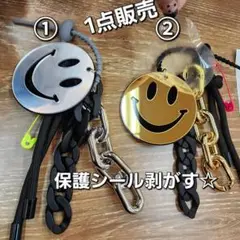 新品　未使用　韓国　スマイル　フェイス キーホルダー バッグチャーム　1点販売