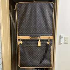 【値下げ中】ルイヴィトンのガーメントバックです