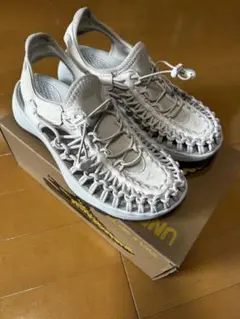 KEEN アストリア