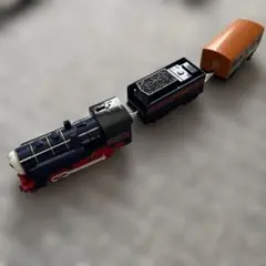 Item thumbnail for item 84ca516f-1781-4180-bc56-1f5f9d4098b7