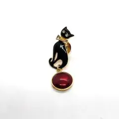 A127) 黒猫モチーフ　ピンバッジ