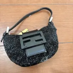 希少！FENDI ミニクロワッサン ミニマンマバケット　ビーズ　レザー　超美品✨ 2025年最新】フェンディ クロワッサンの人気アイテム - メルカリ