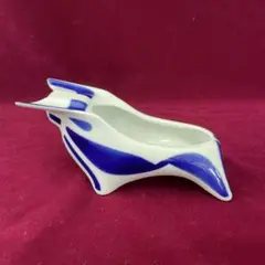 サルガデロス　スペイン名陶　SALGADELOS 　王室用達　置物　小物入れ