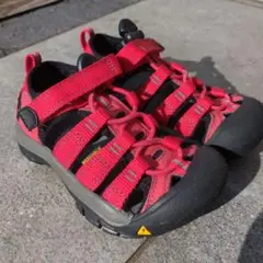 試着程度　美品　KEEN キーン　キッズサンダル　17cm