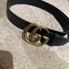 美品GUCCI ロゴバックルベルト 年内売切りの為お値下中