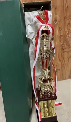 スポーツトロフィー 約80cm 金色