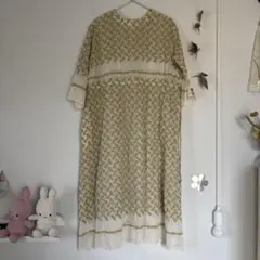 アンティパスト　総刺繍ワンピース